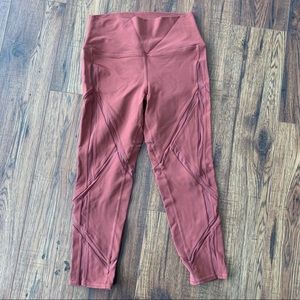 Alo Yoga High Waist Laced Capri
